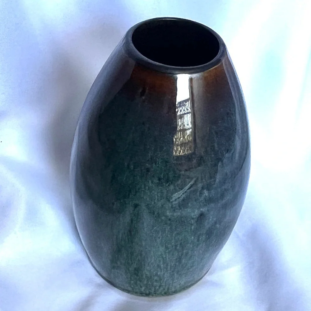 Pier One Pottery Vase Brown Blue Ombre 7.5 Inches Tall Excellent Preowned Cond
